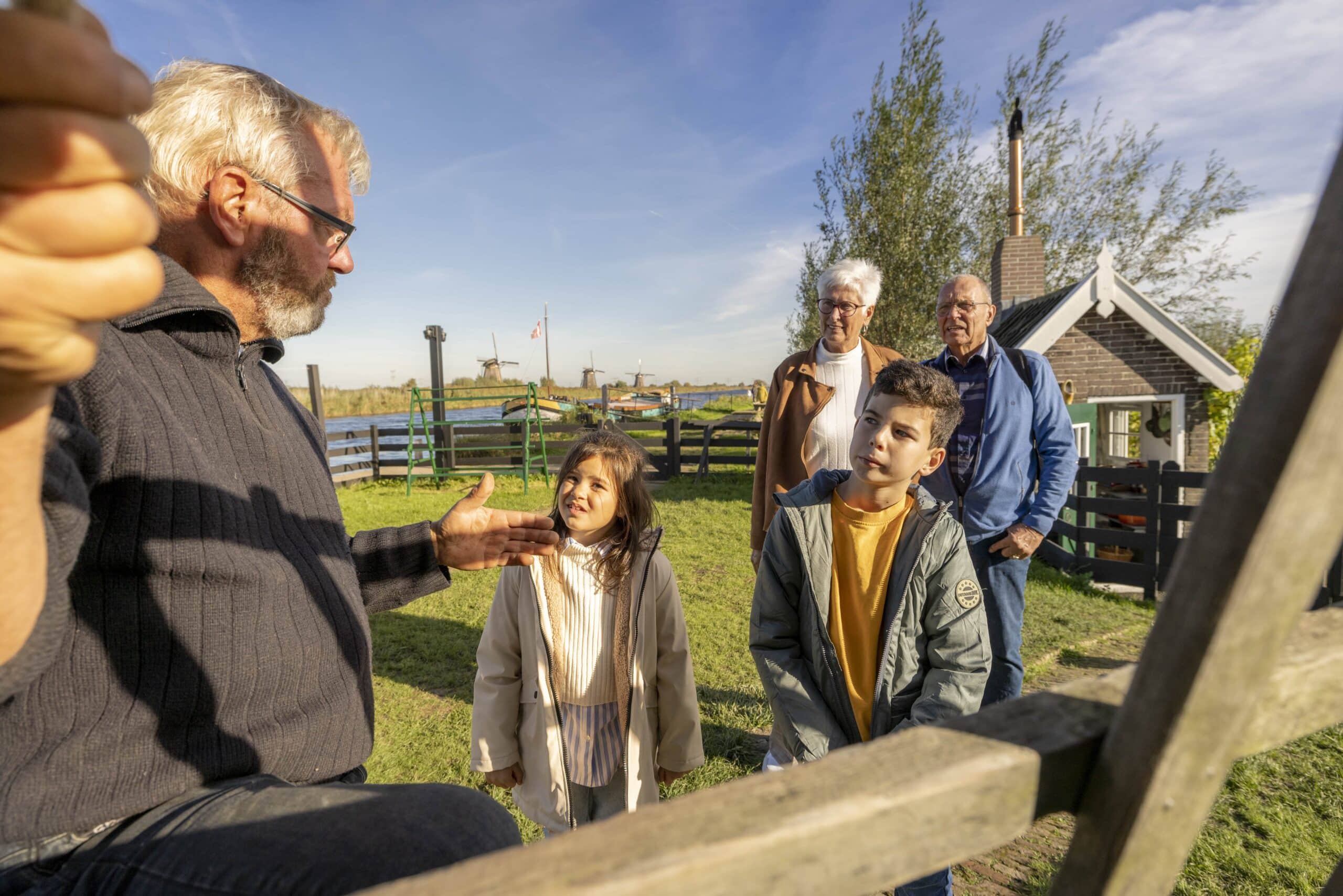 Kinderen uitleg molenaar Kinderdijk