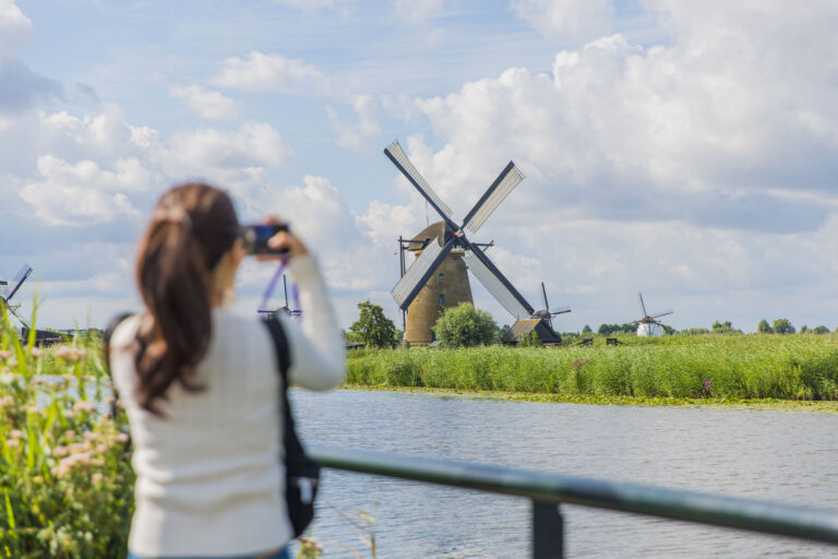 https://v1.kinderdijk.com/wp-content/uploads/2023/05/250730-Kinderdijk-8-1.jpg