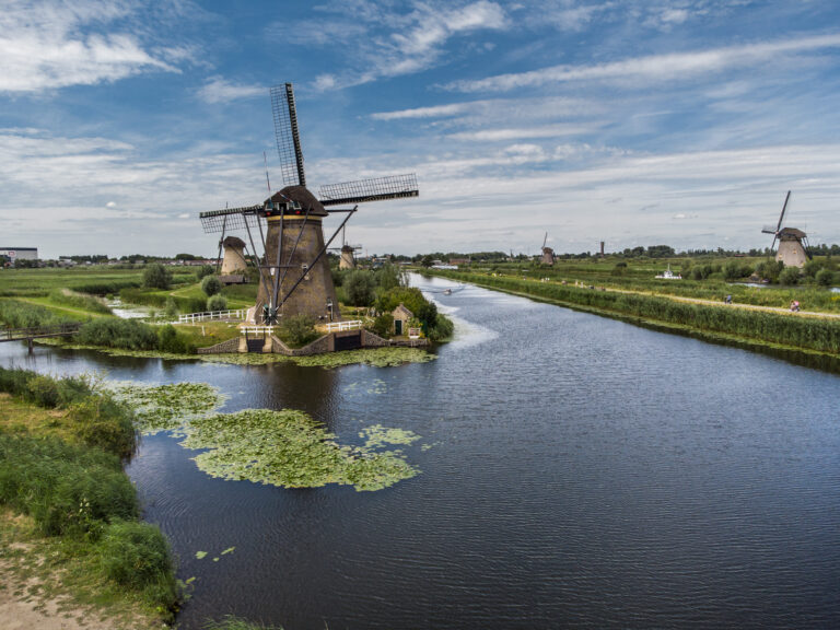 https://v1.kinderdijk.com/wp-content/uploads/2025/04/UNESCO-Werelderfgoed-Kinderdijk_credits-Arie-Kieviet-scaled.jpg